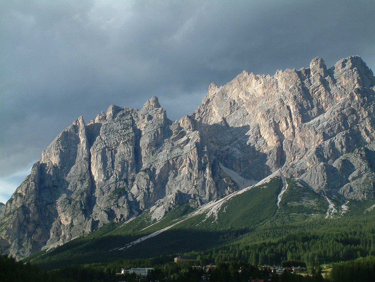 Dolomitok - Forrás: Wikipedia